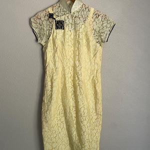 vintage 50s pastel yellow cheongsam qipao chinese wiggle dress / xxsmall cheongsam / 32 bust cheongsam dress - xxs xs cheongsam