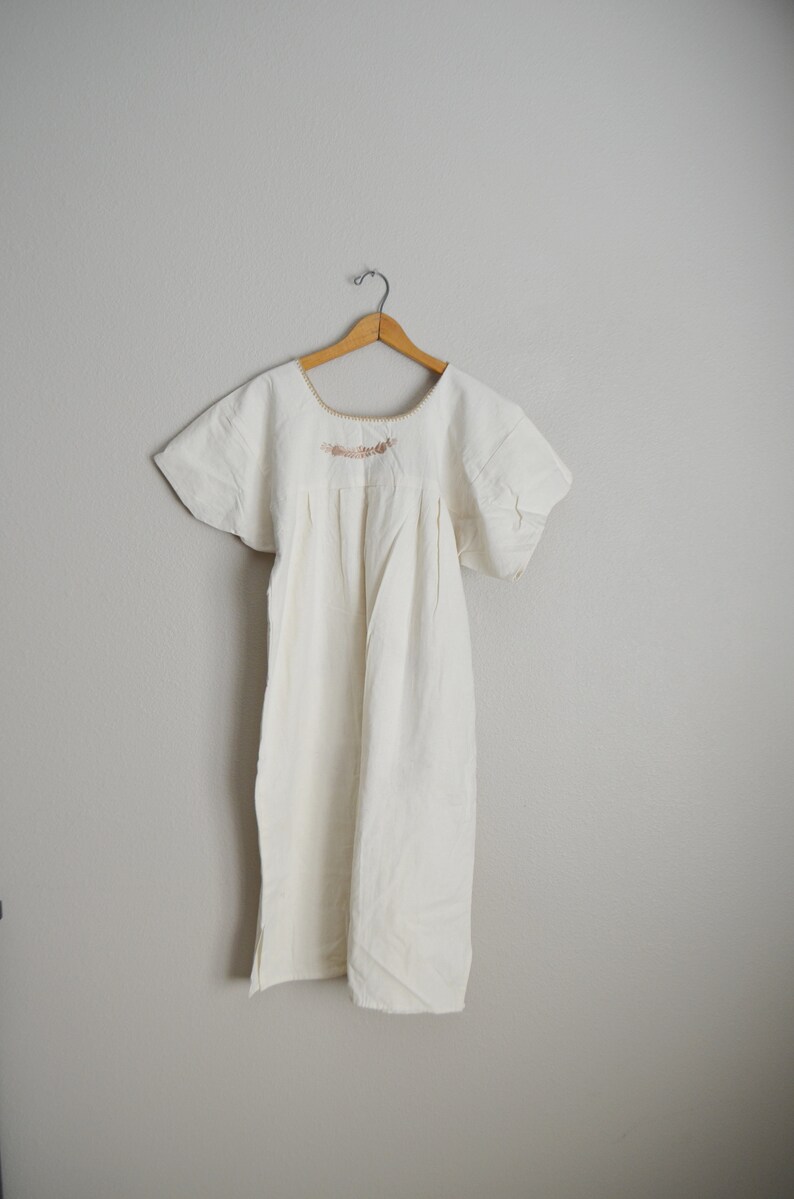 small medium large vintage ivory cream beige embroidered mexican oaxacan patio summer cotton boho hippie ethnic lounge dress one size