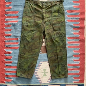 Vintage 1970s Olive Drab Camo Utility Fatigues Military Trouser 42 42x31 OG Style Camouflage Trousers image 1