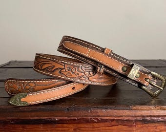 Vintage 70s Brown Leather Painted Floral Bohemian Belt 