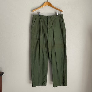 Vintage 1970 Unisex Olive Drab Utility Fatigues Military Trouser 32x27 OG 107 31/32 Fatigues image 3