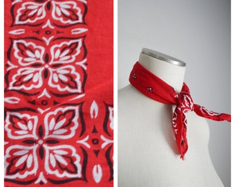 washfast red bandana / vintage 60s red bandana handkerchief / RN 14193 selvedge