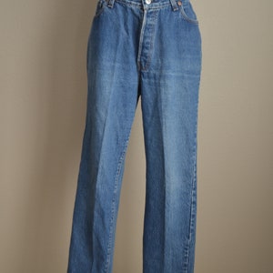 women's 501 levi's jeans / vintage medium wash 80s 501 USA made levi's jeans 30x31-women's 29/30 image 2