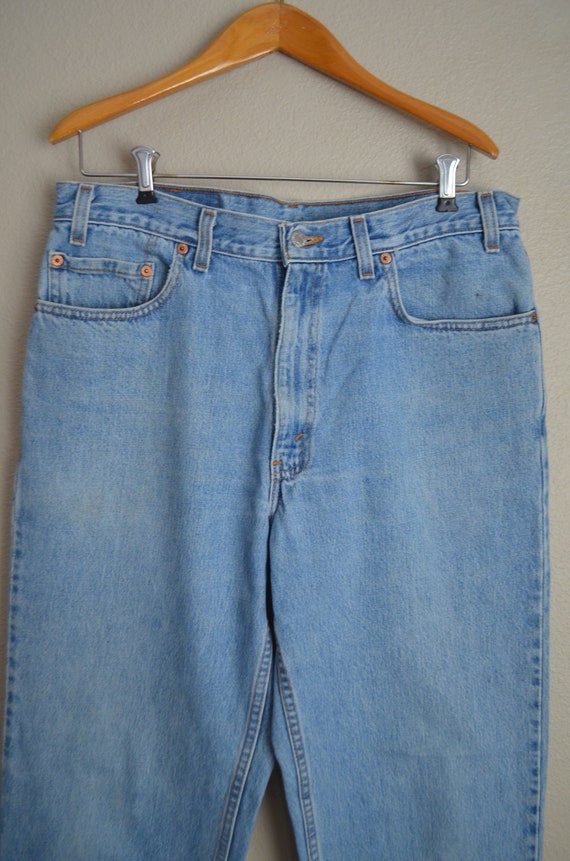 vintage 80s medium to light wash 550 Levi's jeans… - image 5
