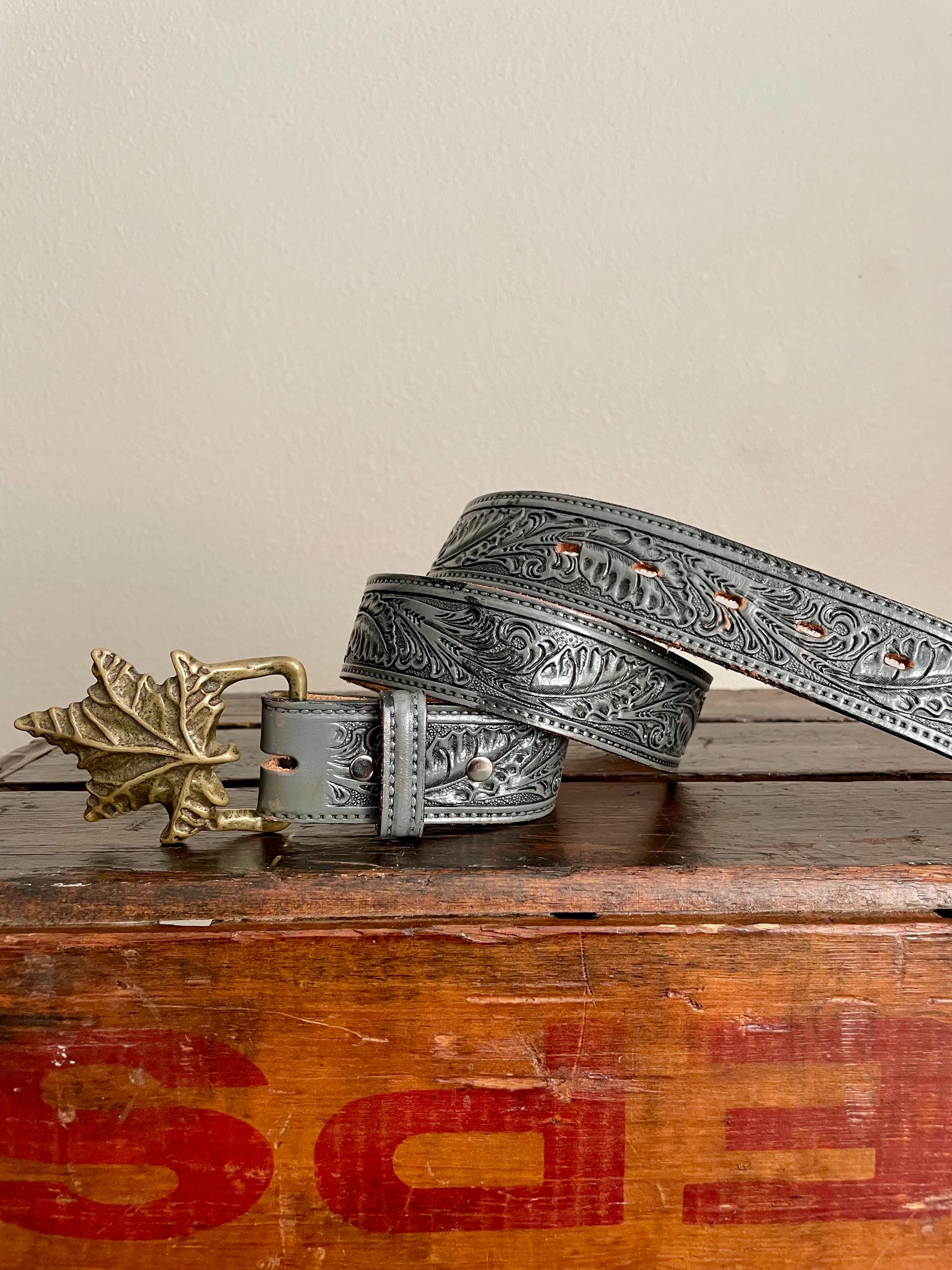 Belt embroidered Native American detail  Black leather SilverBuckle 1 1/2\