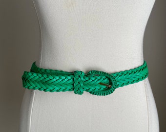 Vintage 80s 90s Green Braided Leather Belt - Women's Small - 26-30