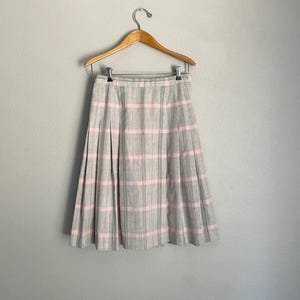 Pleated plaid skirt / vintage 80s 1980s silk blend gray pink pleated knee-length preppy schoolgirl Pendleton skirt - 26