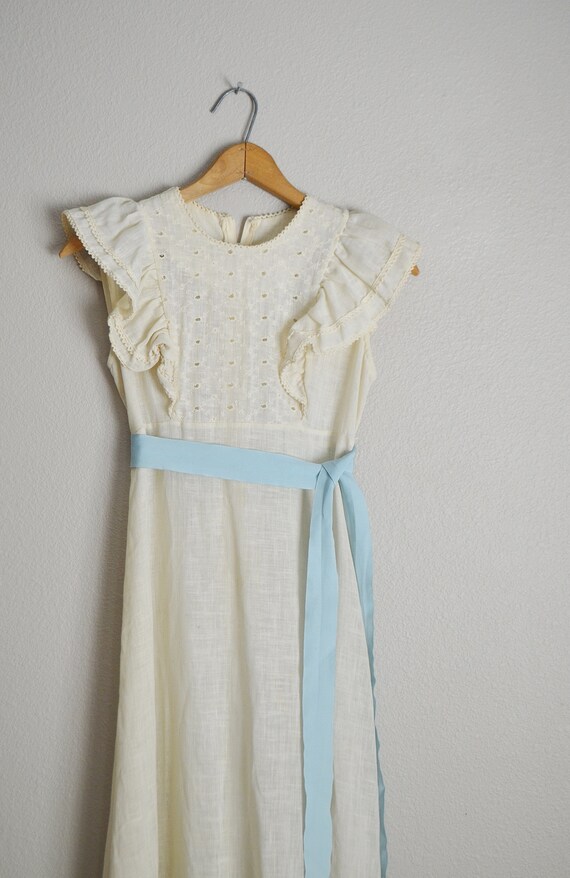 peasant dress / 70s ivory prairie bohemian maxi  … - image 2