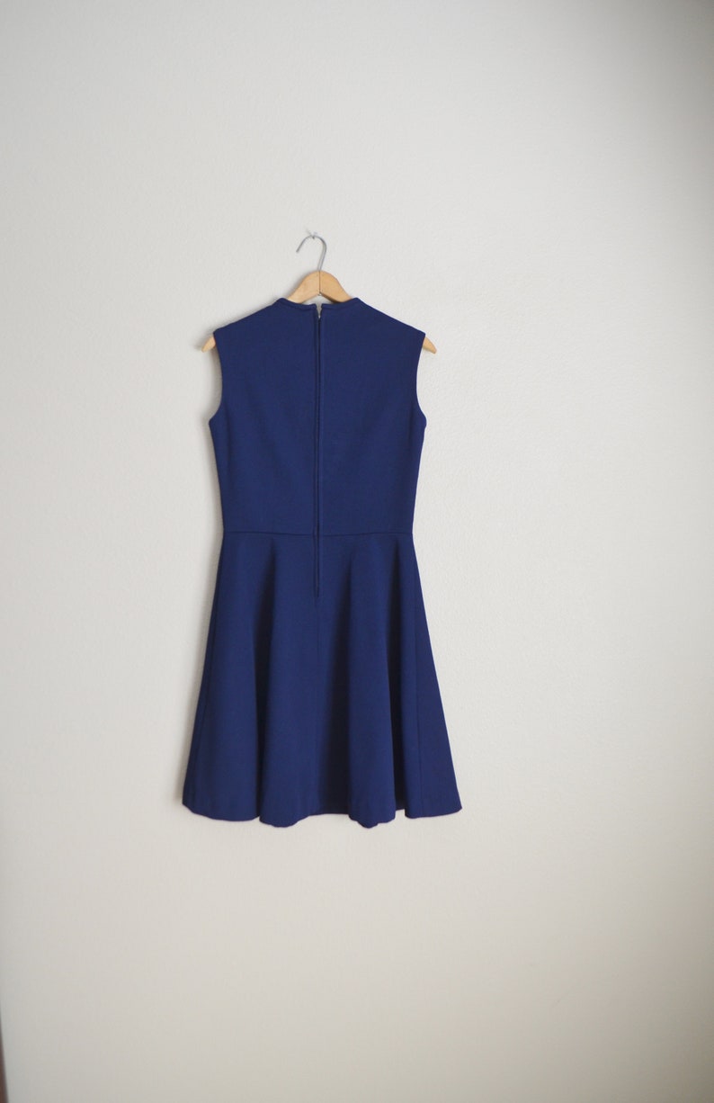vintage 70s navy blue polyester sleeveless minimal flirty above the knee twiggy mod mini dress small- 35-27-free