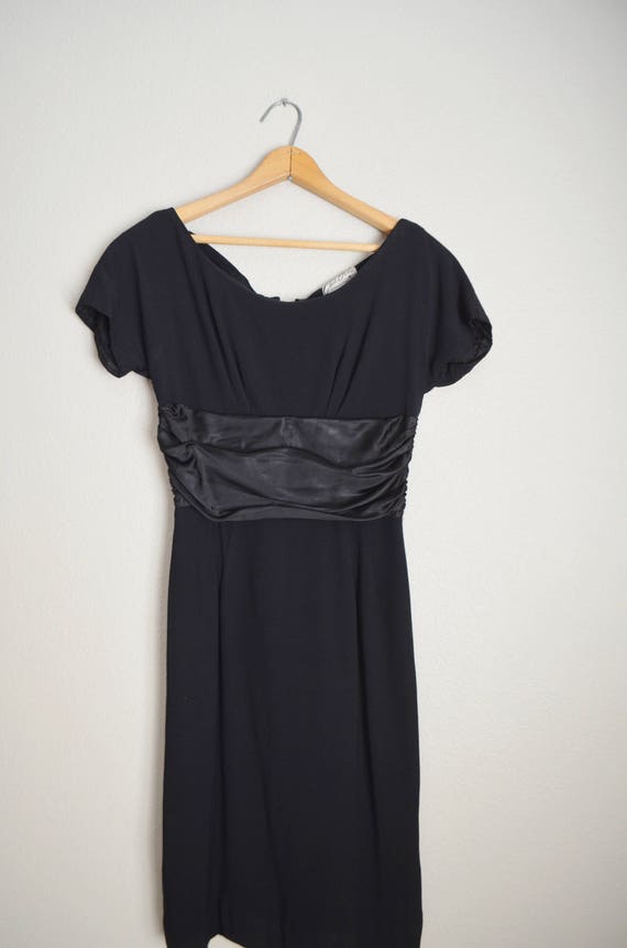 60s black cocktail dress / 1960s black evening dr… - image 9