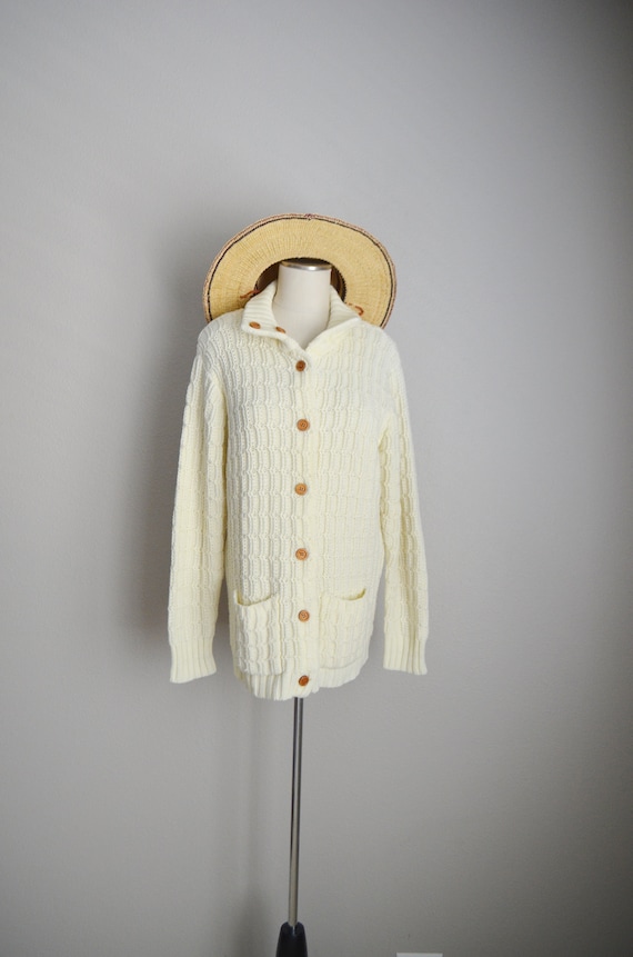 vintage 70s ivory cardigan / grandma cardigan / i… - image 2