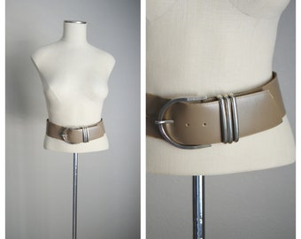vintage 80s taupe leather belt / womens small
