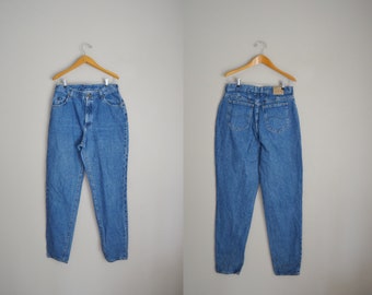 lee medium wash mom jeans / 80s 90s lee jeans /  30x33/ 30 lee jeans women's tall jeans