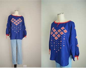 embroidered blue blouse / vintage 80s ethnic embroidery tunic top - large