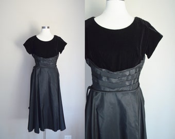 black taffeta and velvet dress / vintage 40s 50s cocktail elegant evening dress - medium