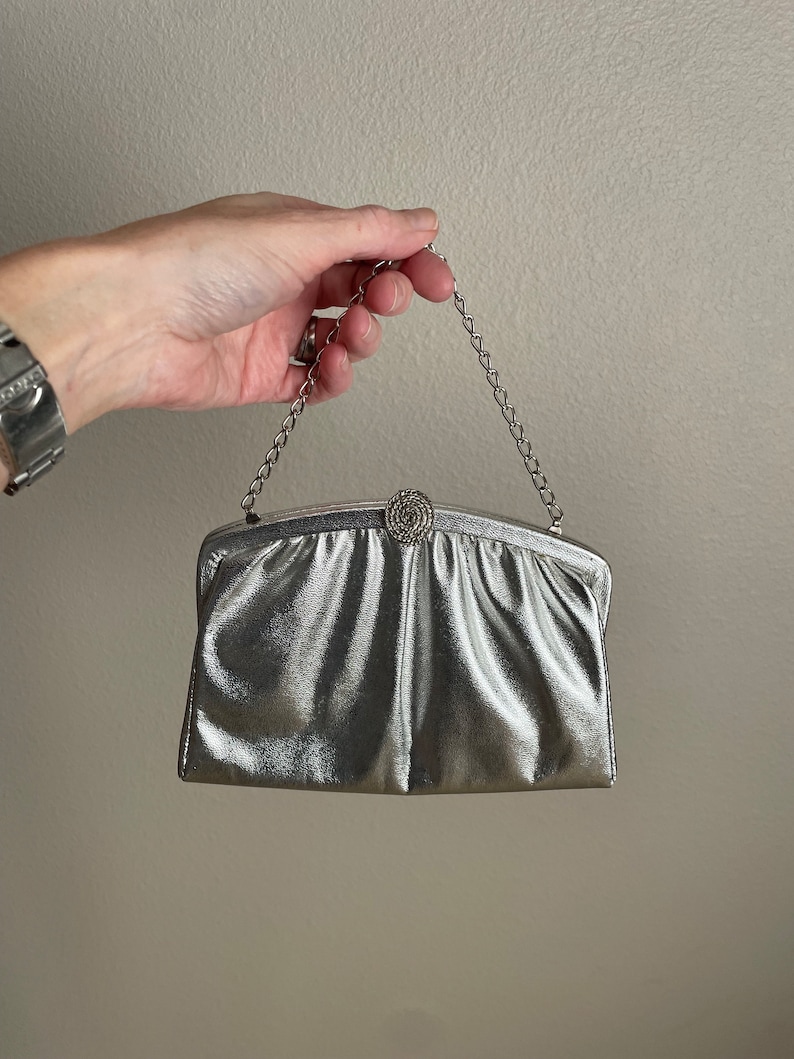 vintage 50s 60s MCM mid-century evening silver lame clasp handbag purse image 5