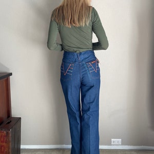 vintage 70s 80s Montgomery Ward high-waisted jeans Pocket Design Groovy Jeans 27x32-26/27 deadstock jeans image 2