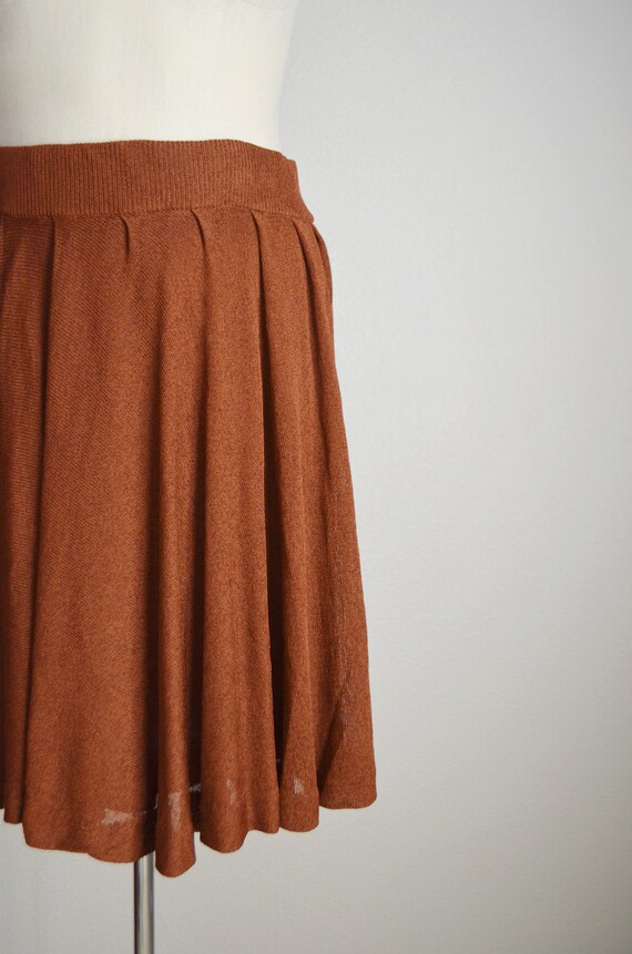 vintage 80s mini flouncy brown summer knit skirt … - image 4