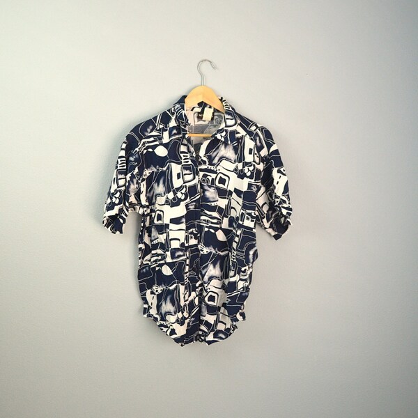 Vintage 90s Navy  Blue White Geometric Wild Crazy Print PICASSO Pattern Blouse Shirt // womens large