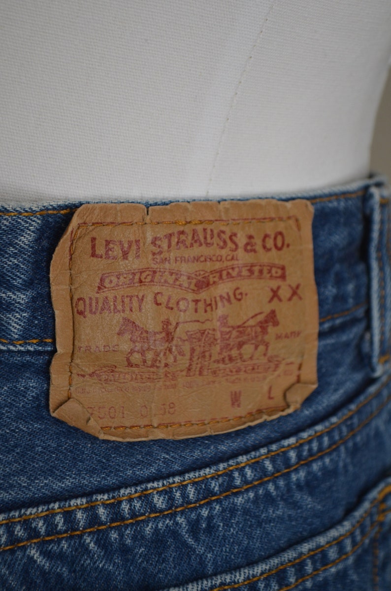 women's 501 levi's jeans / vintage medium wash 80s 501 USA made levi's jeans 30x31-women's 29/30 image 9