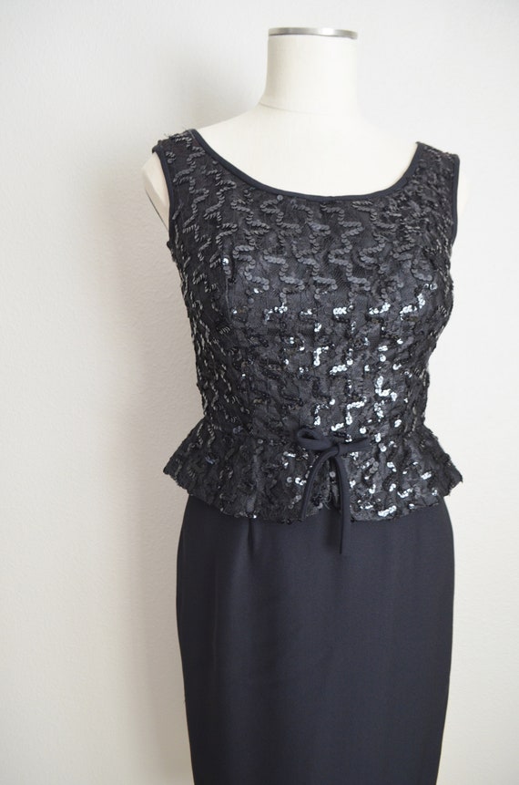 60s black cocktail sequin peplum holiday dress / … - image 4