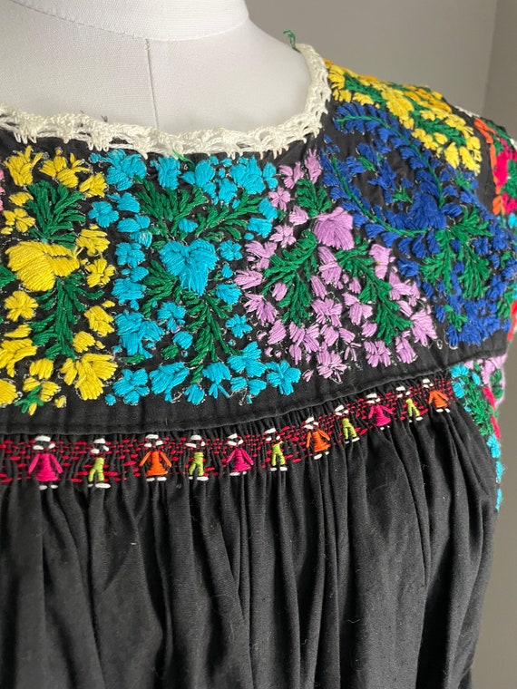 vintage embroidered dress / black peasant hippie … - image 6