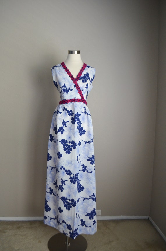 floral maxi dress / vintage 60s 70s blue white ma… - image 2