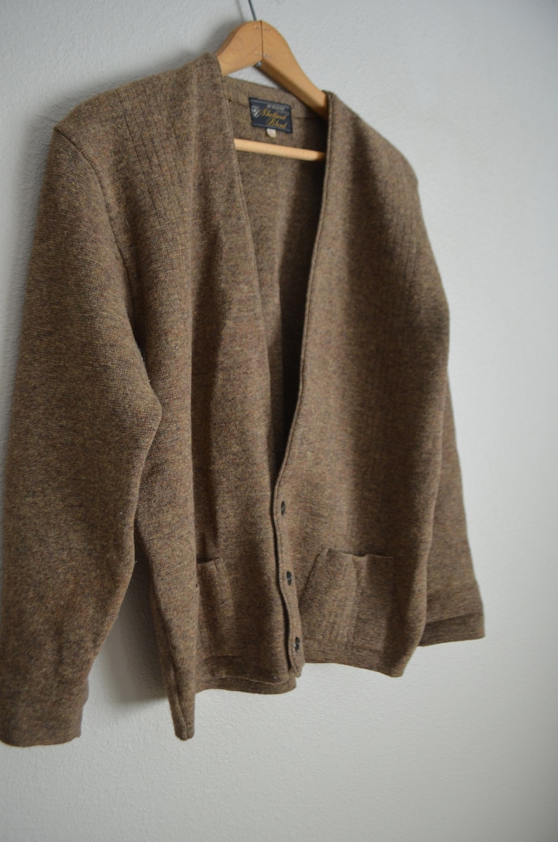 unisex small medium vintage 70s tan wool brown minimal cardigan sweater boyfriend cardigan two pockets grandpa