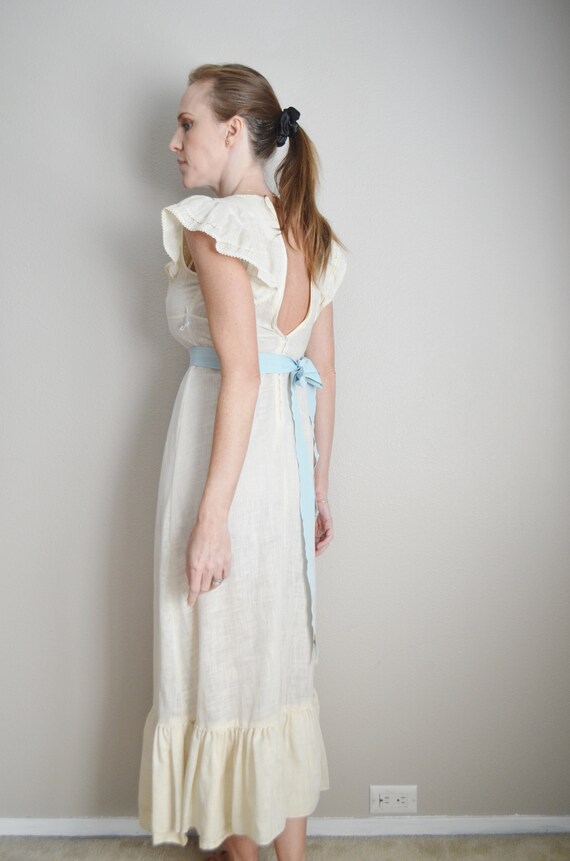 peasant dress / 70s ivory prairie bohemian maxi  … - image 3