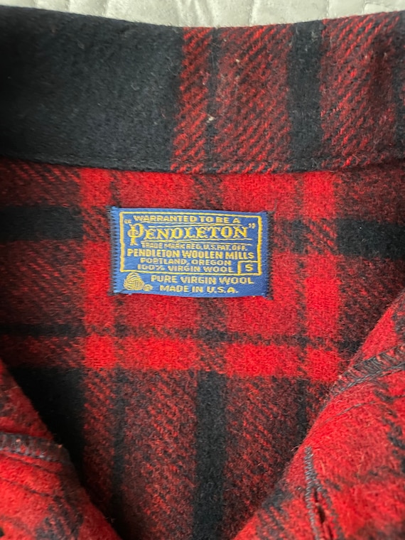 vintage 80s red plaid wool Pendleton Mackinaw Jac… - image 7