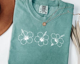 Hibiscus Flower Shirt, Tropical Floral Tee, Hawaiian Flower Shirt, Botanical T Shirt, Beach Vacation Tee, Summer Flower Shirt, Nature Lover