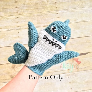 Crochet Pattern, Shark Hand Puppet image 1