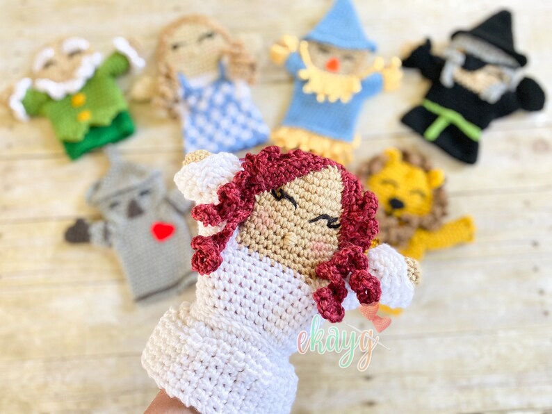 Crochet Pattern, Glinda the Good Witch Hand Puppet, The Wonderful Wizard of Oz image 4