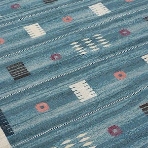 Handwoven Blue Kilim Wool Rug Scandinavian Flatweave Carpet with Geometric Tribal Patterns Style Boho Area Rug for Living Room & Bedroom