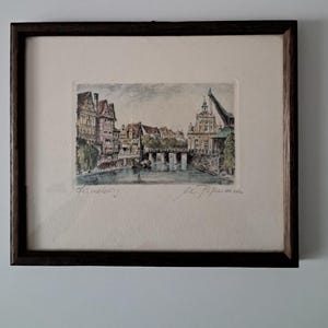 Vintage Lüneburg Tyskland – Handfärgad etsning – Inramad europeisk stadsbild – Original Radierung