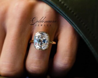 Elongated Cushion Moissanite Engagement Ring Set: 6.00 CT ,Yellow Gold ,Bridal Set Jewelry