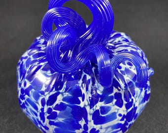 Speckled Small White and Blue Blown Glass Pumpkin With Blue Curly Optic Stem