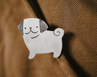 Broche de carlino: broche de plata de ley, joyería artesanal, regalo ideal para amantes de los perros, accesorio minimalista.