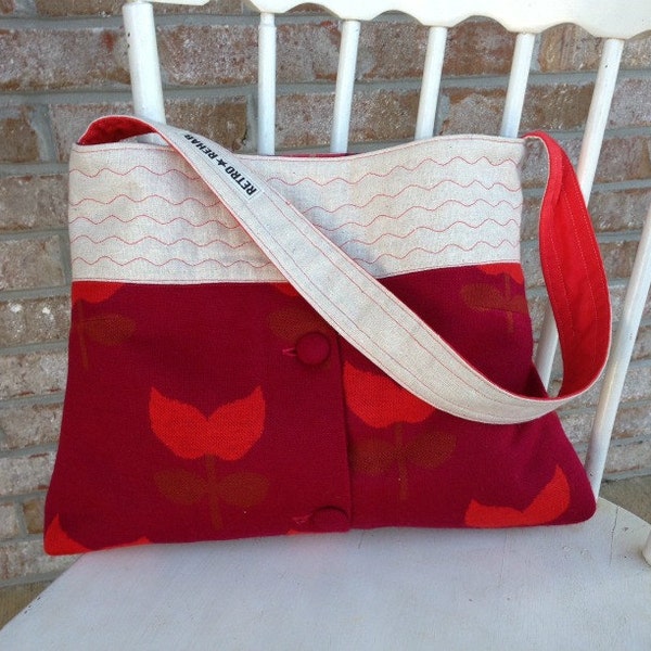 SALE!!  Cute Ecofriendly MERRY Poppy Red Patchwork Purse, Quilted Bag, Vegan Purse  -- Upcycled Recycled Repurposed