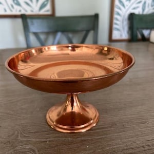 Cuenco de pedestal de cobre vintage – Plato de compota de mediados de siglo – Plato de dulces de cobre hilado – Centro de mesa con pie