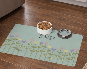 Pastelkleur tulppatroon voermat voor huisdieren | Gepersonaliseerde naam: 12 x 18 inch