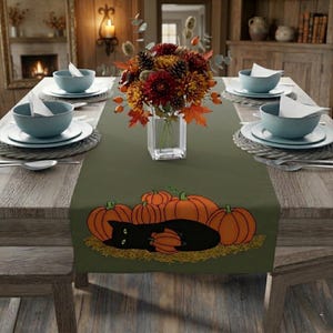 Runner da tavola con gatto nero e zucche - Decorazioni autunnali per la casa color verde salvia - Biancheria da tavola per la raccolta autunnale - Decorazioni per il Ringraziamento/Halloween