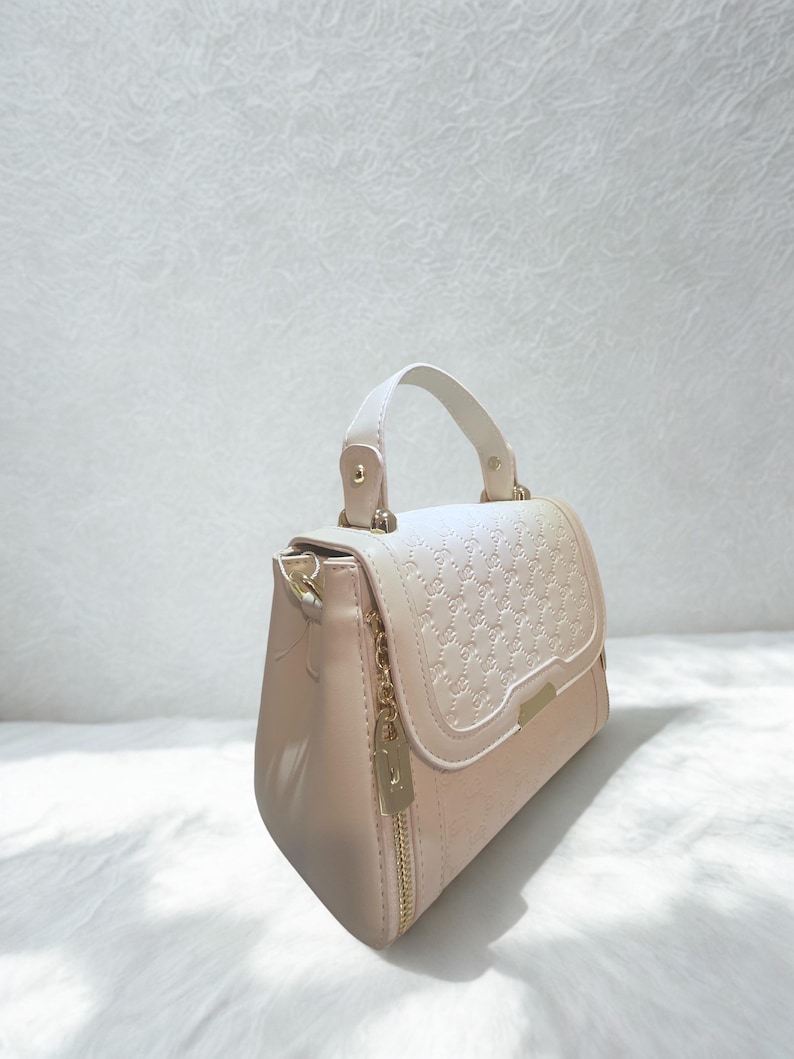 Luxury Pattern Mini Shoulder Bag – Designer-Style Crossbody Purse with Gold Hardware image 4