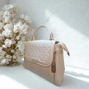 Luxury Pattern Mini Shoulder Bag – Designer-Style Crossbody Purse with Gold Hardware image 5