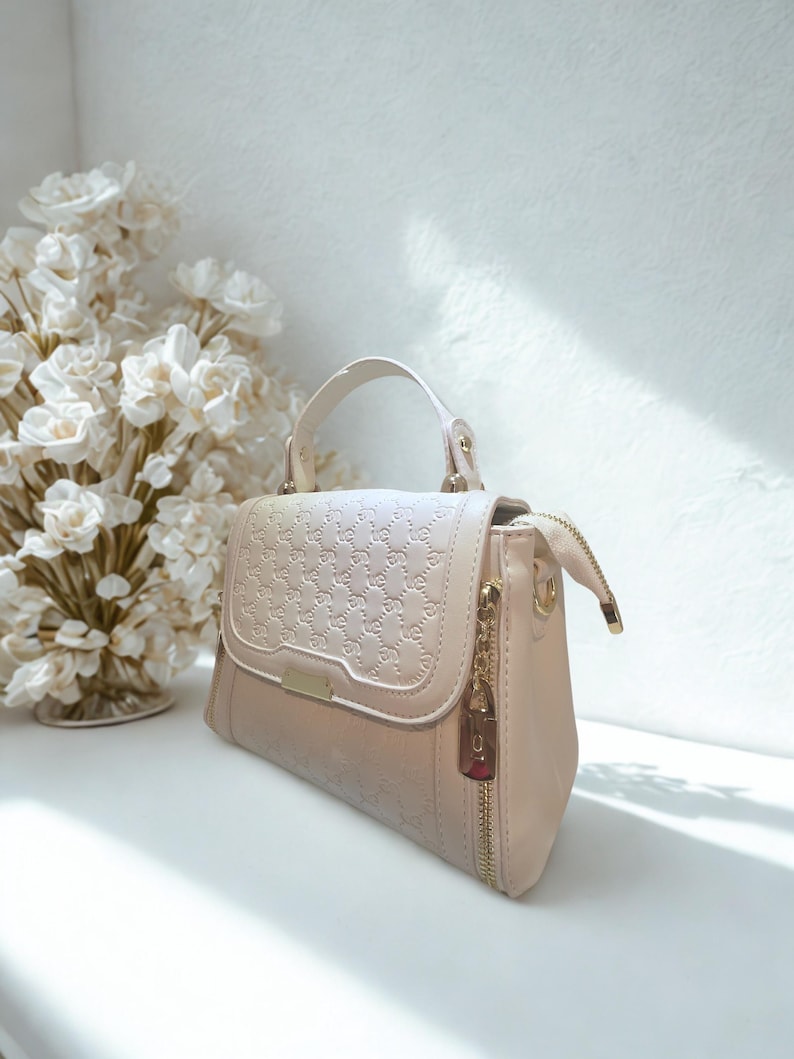 Luxury Pattern Mini Shoulder Bag – Designer-Style Crossbody Purse with Gold Hardware image 5