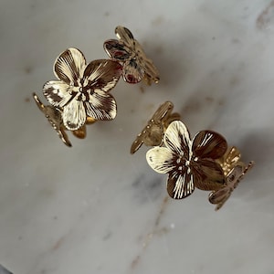 Gold Flower Cuff | Gold Cuff Bracelet, Gold Bangle, Chunky Bracelet, Statement Cuff, Stainless Steel Bracelet, Gifts for Her, Floral Bangle