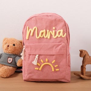 Kinderrucksack aus weichem Cord - personalisiert mit Namen, ideal als Geschenk zum Schulanfang