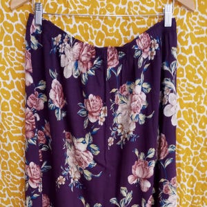 Vintage plus size 90s floral maxi skirt