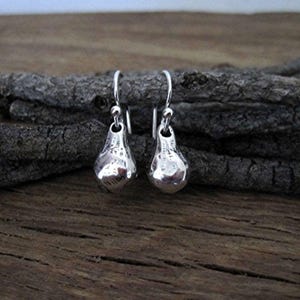 NEW! Sterling Silver Artisan Teardrop Dangle Earrings (one pair) (N)