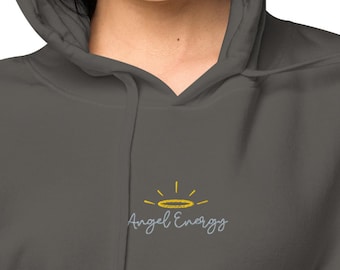 Sudadera con capucha bordada con energía angelical: ropa de calle espiritual unisex
